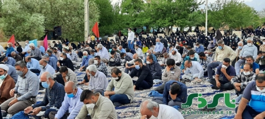 برگزاری پرشور دعای عرفه در محل تپه شهدای گمنام شهر نی ریز با نوای حجت الاسلام حسینی امام جمعه محترم سیرجان