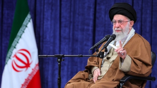 تجربه برجام می‌گوید مذاکره با آمریکا مشکلی را حل نمی‌کند