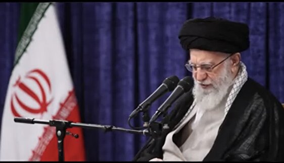 کلیپ /  مسئولان قوه قضائیه با رهبر انقلاب دیدار کردند/ فیلم کامل بیانات صبح امروز رهبر انقلاب در دیدار رئیس و مسئولان قوه قضائیه. ۱۴۰۴/۰۴/۲۵