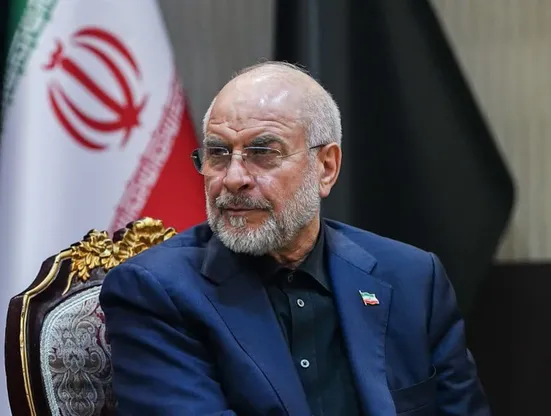 عمرم را صرف مبارزه با دشمن کرده‌ام و هراسی نیز از جنگ با دشمن یا تهمت و تهدید و تخریب ندارم/ هدفم اعتلای ایران عزیزتر از جان، تحت هدایت‌های رهبری معظم انقلاب است